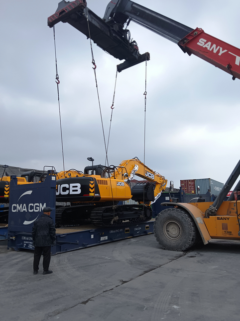 Lifting of excavator